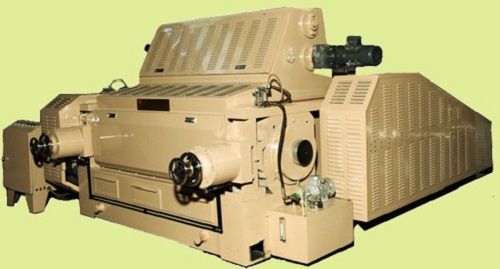 軋胚機(jī)在玉米胚芽淬煉油脂過程中的使用方法